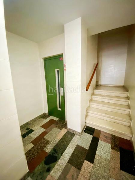 Foto afeaa5a2-0a03-4db8-97f3-56feabf32cb8. Alquiler apartamento  impecable con terraza a la calle altura y ascensor en Gijón