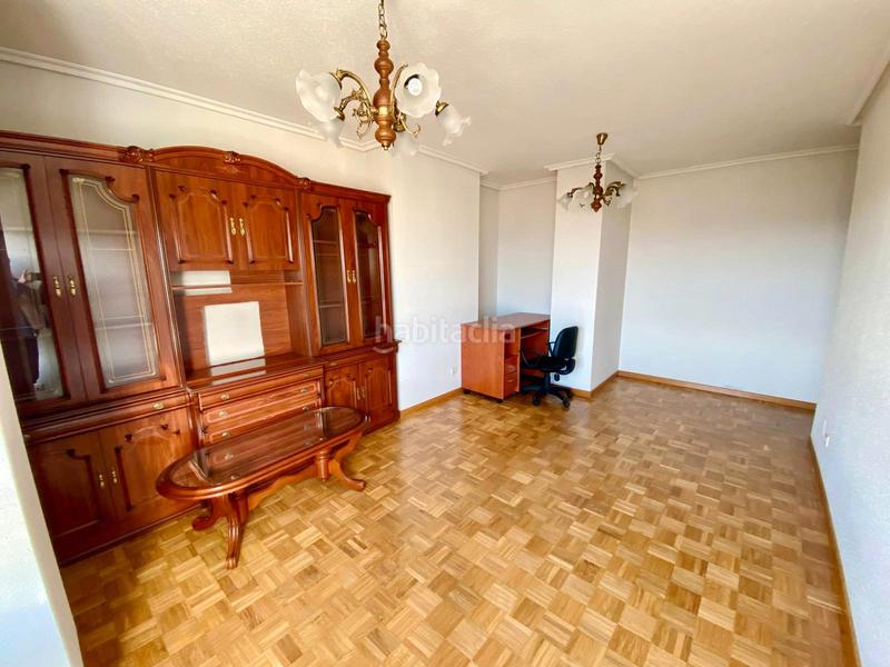 Foto 4f634fcc-81b3-43df-a6cf-de1381506976. Location appartement avec chauffage dans El Natahoyo Gijón