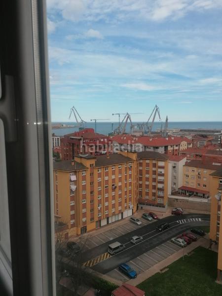 Foto 31fd3430-b805-4e7b-aa44-b29f33313194. Rent flat with heating in El Natahoyo Gijón