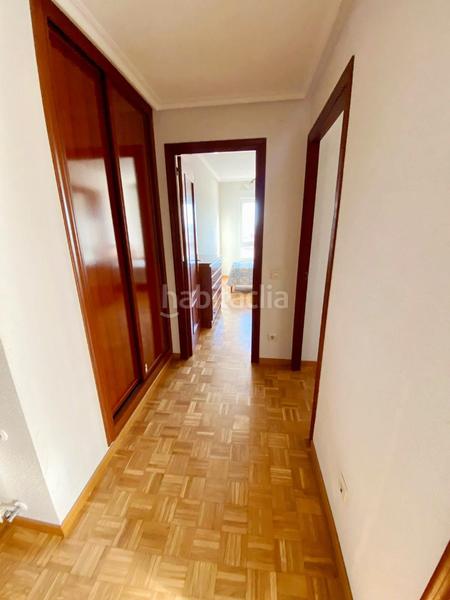 Foto 6c145145-a5d5-4104-8c2e-5768448c08ad. Rent flat with heating in El Natahoyo Gijón