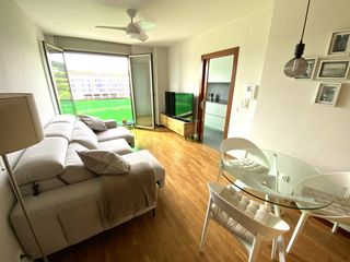 Etagenwohnung in Jove. Vivienda impecable!!!en pleno parque del lauredal  a poca distan