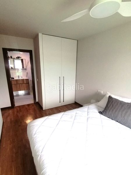 Foto 55f36386-75c8-4557-88ee-a783829c702a. Pis amb calefacció aparcament a Jove Gijón