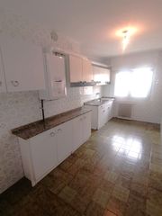 Pis a La Calzada. A 400mtrs de playa del arbeyal en la calzada, fachada y tejado n