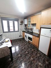 Appartement à Grupo nuestra señora del carmen 23. Porttuarios, muy soleado con fachada, tejado y ascensor nuevos