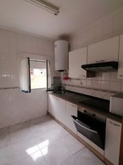 Appartement à Jove. Lado hospital de jove!! totalmente exterior!! cocina equipada!!