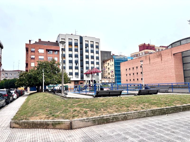 Foto b829cc84-5ad9-4273-bf08-c4d9f4e715cc. Pis amb calefacció a La Calzada Gijón