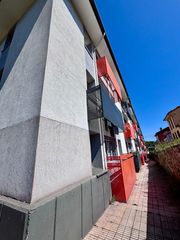 Flat in Grupo nuestra señora del carmen 23. Vivienda totalmente exterior!! muy soleada, lado hospital de jov