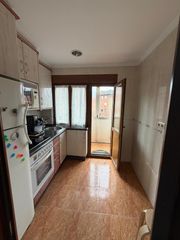 Piso en El Natahoyo. Vivienda recién entrada en una de las mejores zonas de gijón, a