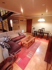 Duplex  Calle mon. Muy próximo a montevil en la zona sur de la ciudad, dúplex ultim