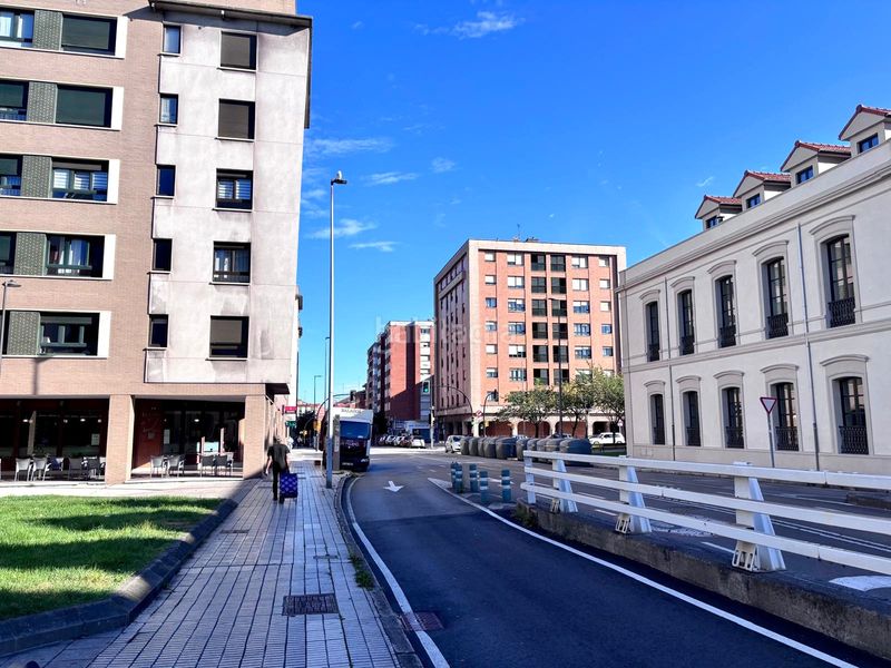Foto 2c9883a8-6757-4be1-9a8f-33103d306c90. Flat with heating parking terrace in La Calzada Gijón