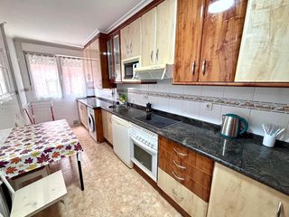 Miete Etagenwohnung in La Calzada. A un paso de la playa del arbeyal, impecable!!!