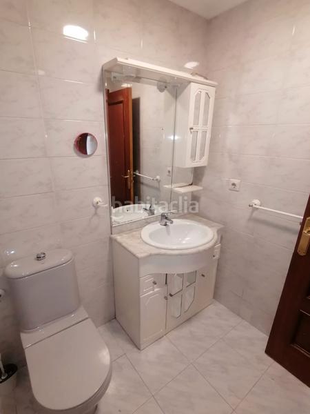 Foto 1df0c643-0d19-45c7-87b7-763e3c9bedc7. Alquiler apartamento frente a playa del arbeyal, amplio apartamento con electrodomesticos, comunidad y trastero incluidos!! en Gijón