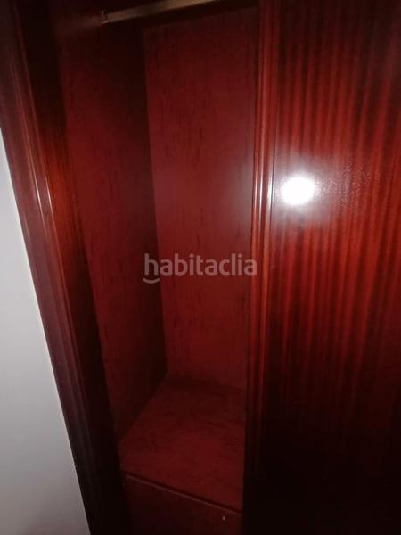 Foto ae5735ba-88c6-408d-9904-7ec0c14f12b4. Alquiler apartamento frente a playa del arbeyal, amplio apartamento con electrodomesticos, comunidad y trastero incluidos!! en Gijón