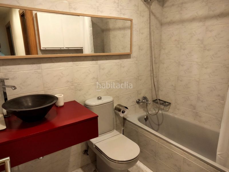 Foto 2f75a4b2-6a35-4f20-872f-21b62a022946. Rent flat with heating parking in El Natahoyo Gijón