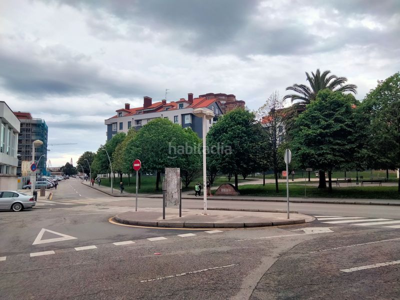 Foto fe4627df-027b-46da-aa8b-3c9566905120. Rent flat with heating parking in El Natahoyo Gijón
