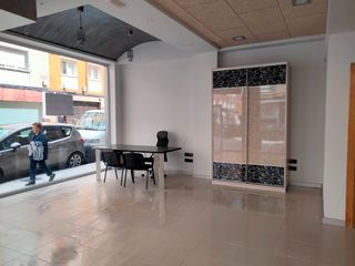 Lloguer Local Comercial a Llano