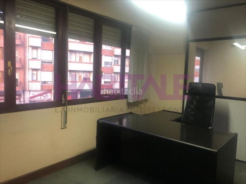 Foto 82c655fb-cf2d-4785-adf5-3d59c9690ca9. Rent office space in n/a in Basurtu Bilbao