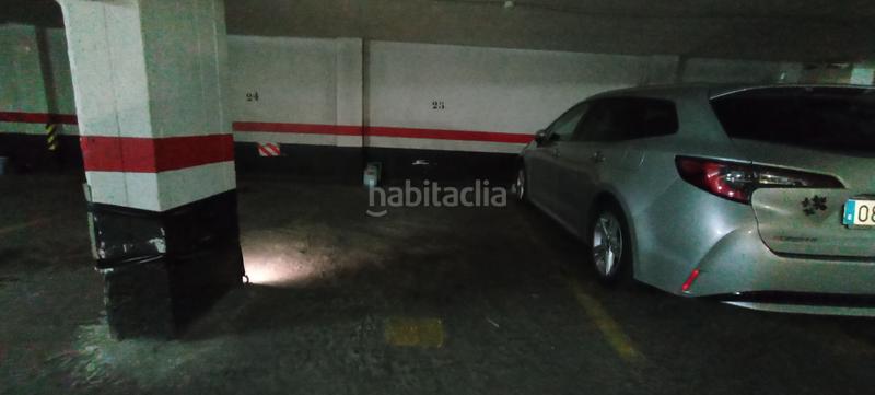 Foto 74f3857f-6a1b-4d4b-a9c9-51d5b0e6d0cc. Parking voiture dans Basurtu Bilbao