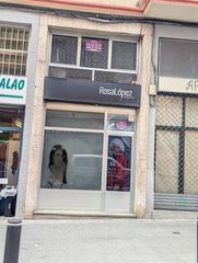 Rent Business premise in Leon de uruñuela  1. Apidiputacion4 habitale alquila peluqueria en funcionamiento en