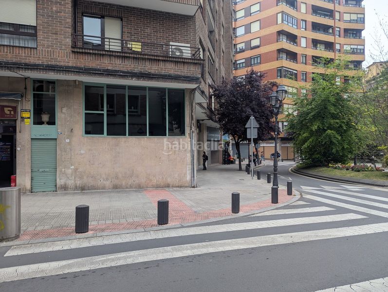 Foto 07206565-da98-4d3f-8329-dd59a23c5344. Local comercial a plaza general latorre a Basurtu Bilbao