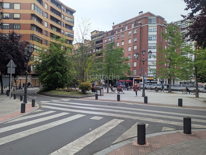 Foto a8dd1cc0-02a2-4262-be5b-d511213b0be1. Local comercial a plaza general latorre a Basurtu Bilbao