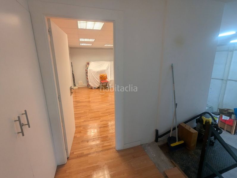 Foto ae0a8a8b-c21f-495c-b1d6-879343eb6f65. Nau industrial a kenterabidea a Erandio