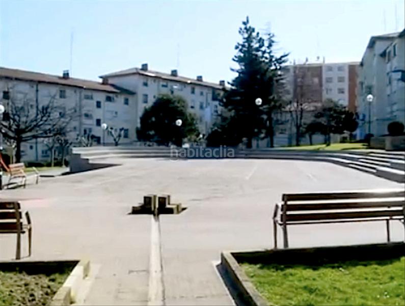 Foto e091d505-cbb4-4e32-9487-a8a77a01f2bb. Autoparkplatz in Larrea - San Juan de Dios - Peñota Santurtzi