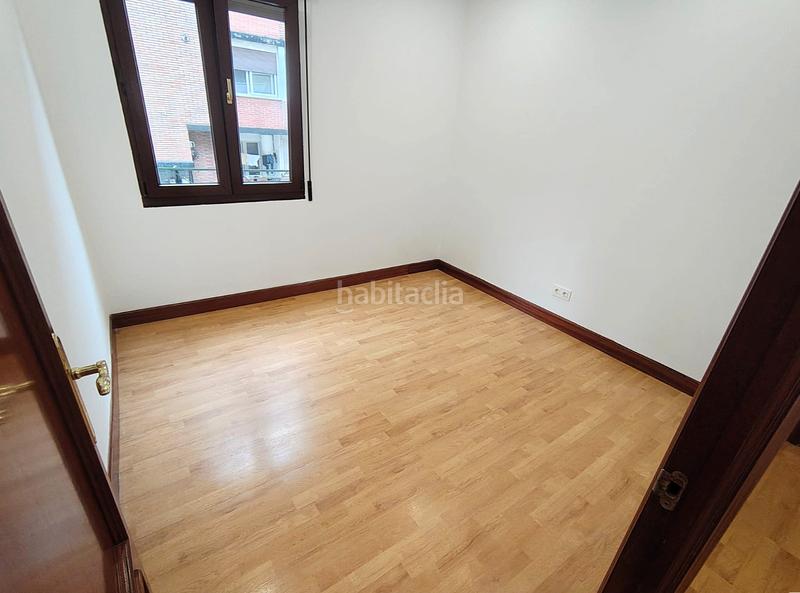 Foto d4c9ddd5-2018-44cc-9c48-b761f40fabda. Flat in La Florida Portugalete