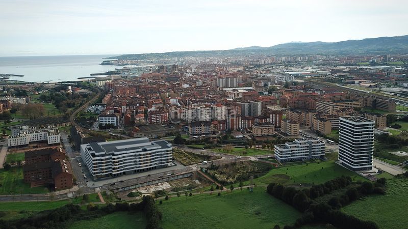 Foto ee289b3b-e4b6-4f8a-a9f4-328d43a39579. Pis a calle del campón 103a a Jove Gijón