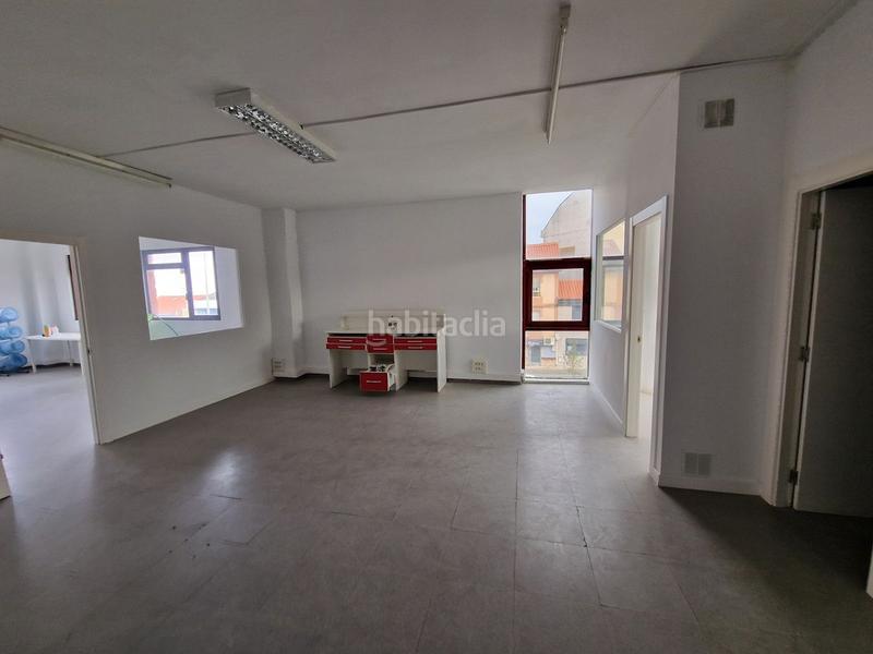 Foto c35e0b36-4da5-456d-bb1b-15965417829b. Bureau dans Alisal - San Román Santander