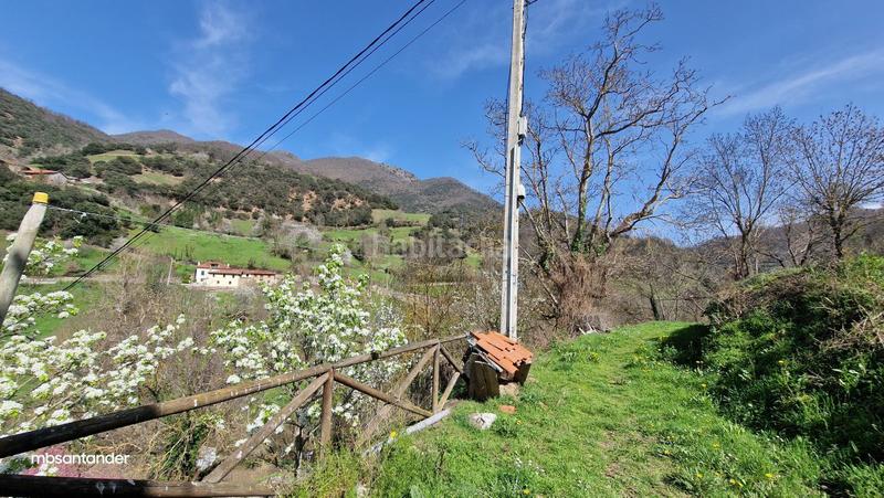 Foto 0e8143d5-57ea-435a-a718-08a518af35b0. Casa amb calefacció a Pesaguero