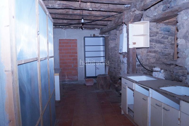 Foto 52f303c9-7ede-49e3-9cf0-175d6e62a8c5. Casa amb calefacció a Pesaguero