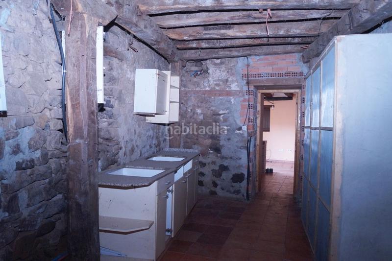 Foto 980f4fda-e75f-4233-b06d-0b2db77bc350. Casa amb calefacció a Pesaguero