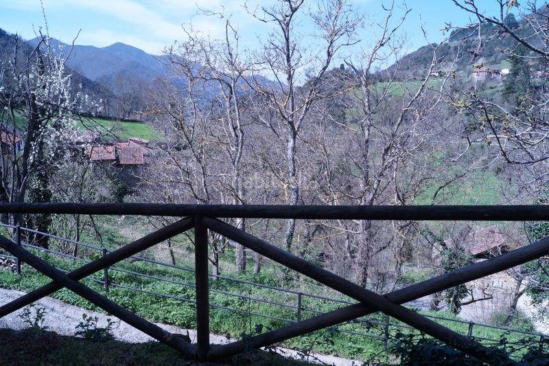 Foto f75a9e87-4001-428b-a95b-59f6e21e2615. Casa amb calefacció a Pesaguero