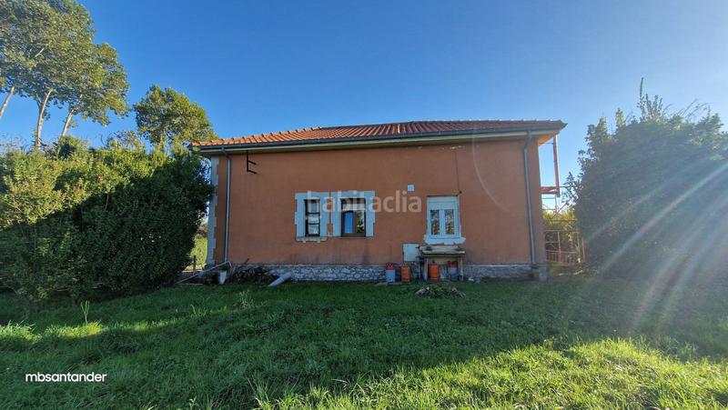 Foto 5b11cf68-96ee-4f26-8a53-af08b4e77cf5. Casa amb calefacció a Cudón Miengo