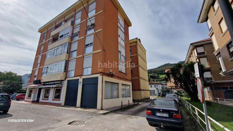 Foto cfb4f296-43bd-4c9a-be74-35437f9beccb. Pis a Corrales de Buelna (Los)