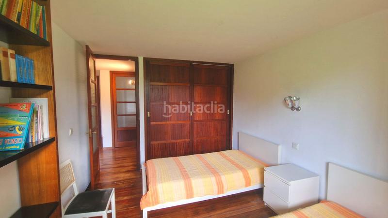 Foto 9c2f6f98-6cfd-4fcd-9846-73936fd739c7. Chalet with heating parking in Meruelo