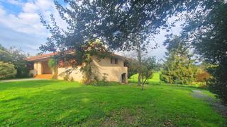 Xalet en Meruelo. Chalet en venta en san miguel de meruelo, 6 dormitorios.