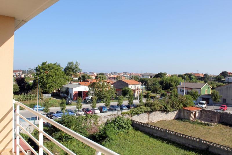 Foto c212ae75-7f0c-4e13-b69c-86e16c6fbfb6. Pis amb calefacció aparcament a Sancibrián Santa Cruz de Bezana