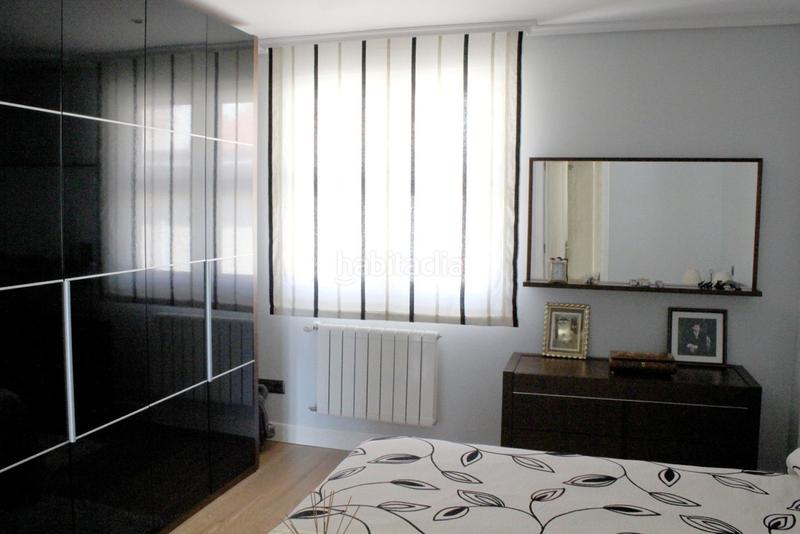 Foto f150f0a9-37fa-4263-9549-8f22400b48a2. Pis amb calefacció aparcament a Sancibrián Santa Cruz de Bezana