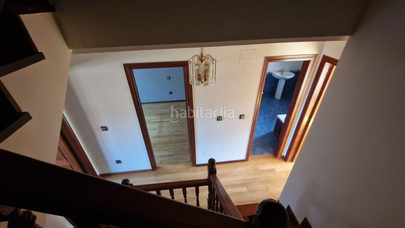 Foto 1fafe3c4-ed1b-4fb5-b689-3111504eb70c. Chalet avec chauffage parking dans Astillero (El)