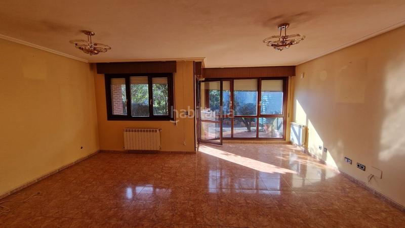 Foto 3b90fe9a-9fcf-4beb-acd8-6bede863b1df. Chalet avec chauffage parking dans Astillero (El)