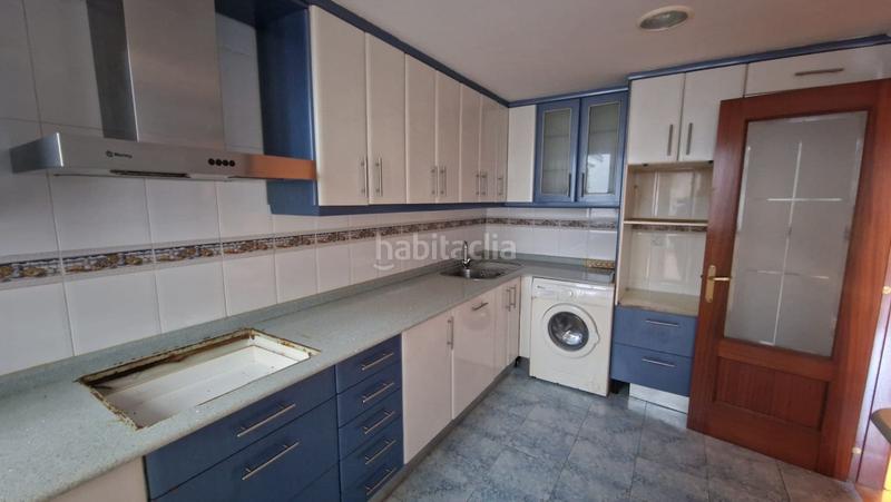 Foto 48de5327-da43-49c0-9092-5a11a075c88c. Chalet avec chauffage parking dans Astillero (El)