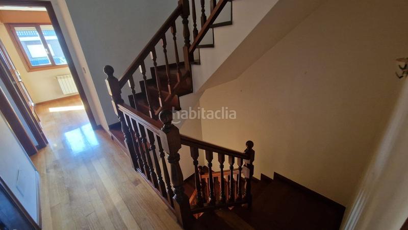 Foto 64626c87-c460-41f2-b192-3ad88bff2674. Chalet avec chauffage parking dans Astillero (El)