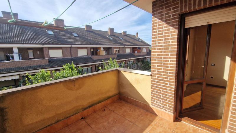 Foto 8d5b9d11-62fc-4ba6-9950-f8559eaa0886. Chalet avec chauffage parking dans Astillero (El)