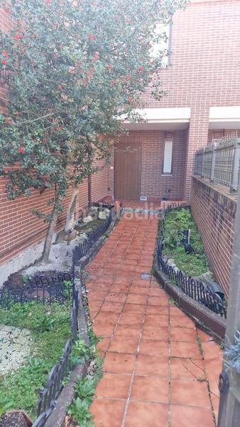 Foto d3ced6f5-78c7-48b0-a181-67dbe4e87d2b. Chalet avec chauffage parking dans Astillero (El)