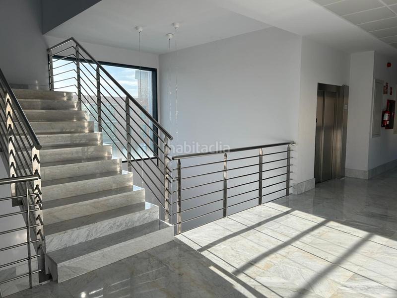 Foto ed3dd9dd-69ea-44c9-8743-4162112b1360. Ufficio in Lamiako-Txopoeta Leioa