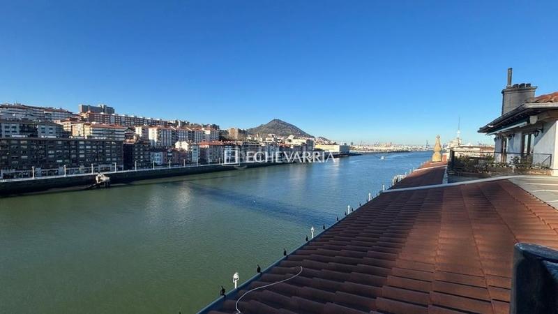 Foto b3257a2f-eca8-4e41-9d72-a61cd281c107. Pis amb calefacció aparcament a Las Arenas Getxo