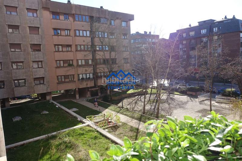 Foto ec7990ab-8112-44b1-aa85-cd8c3799115f. Pis amb calefacció aparcament a Las Arenas Getxo