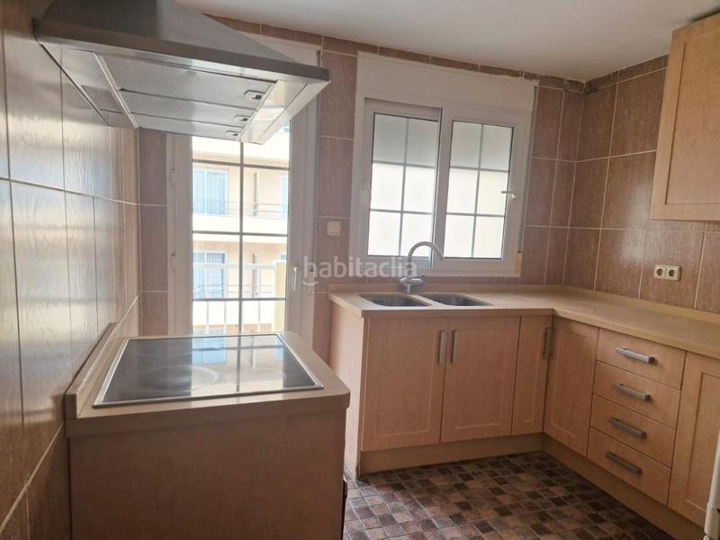 Foto 2c5327ed-3786-400a-bb85-e28177a7628a. Dúplex ático en playa fontanilla en Playa Bajadilla - Puertos Marbella